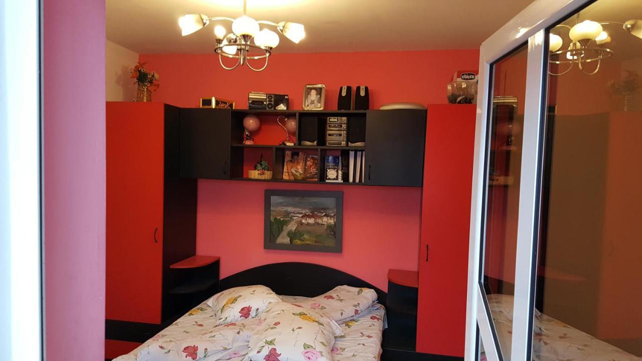 Casele Lena Bed & Breakfast Aldesti  Eksteriør bilde